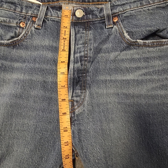 Levis straight leg button fly - Picture 4 of 5